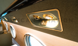 Interior of Gulfstream GV with wood-look upper sidewall