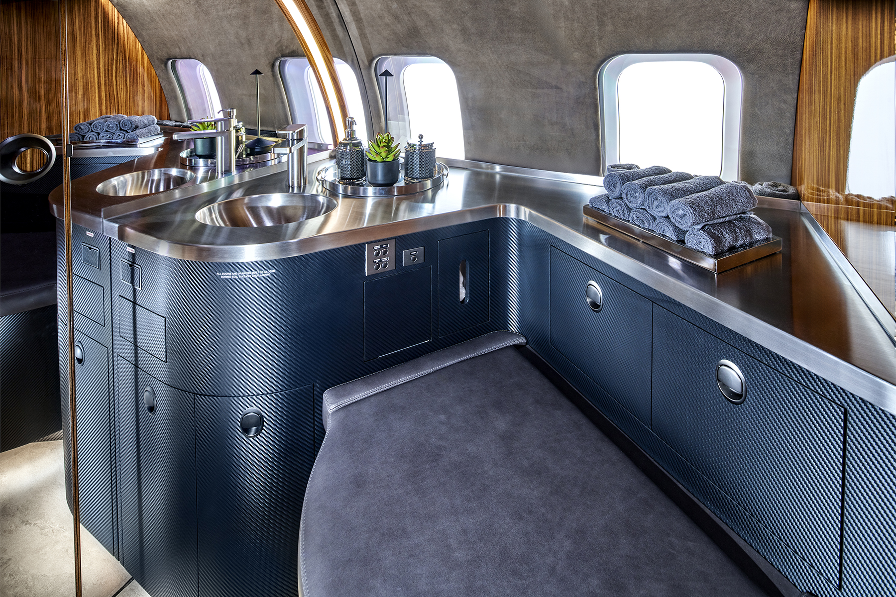 Duncan Aviation Delivers One-of-a-Kind GLEX Interior That Stimulates ...