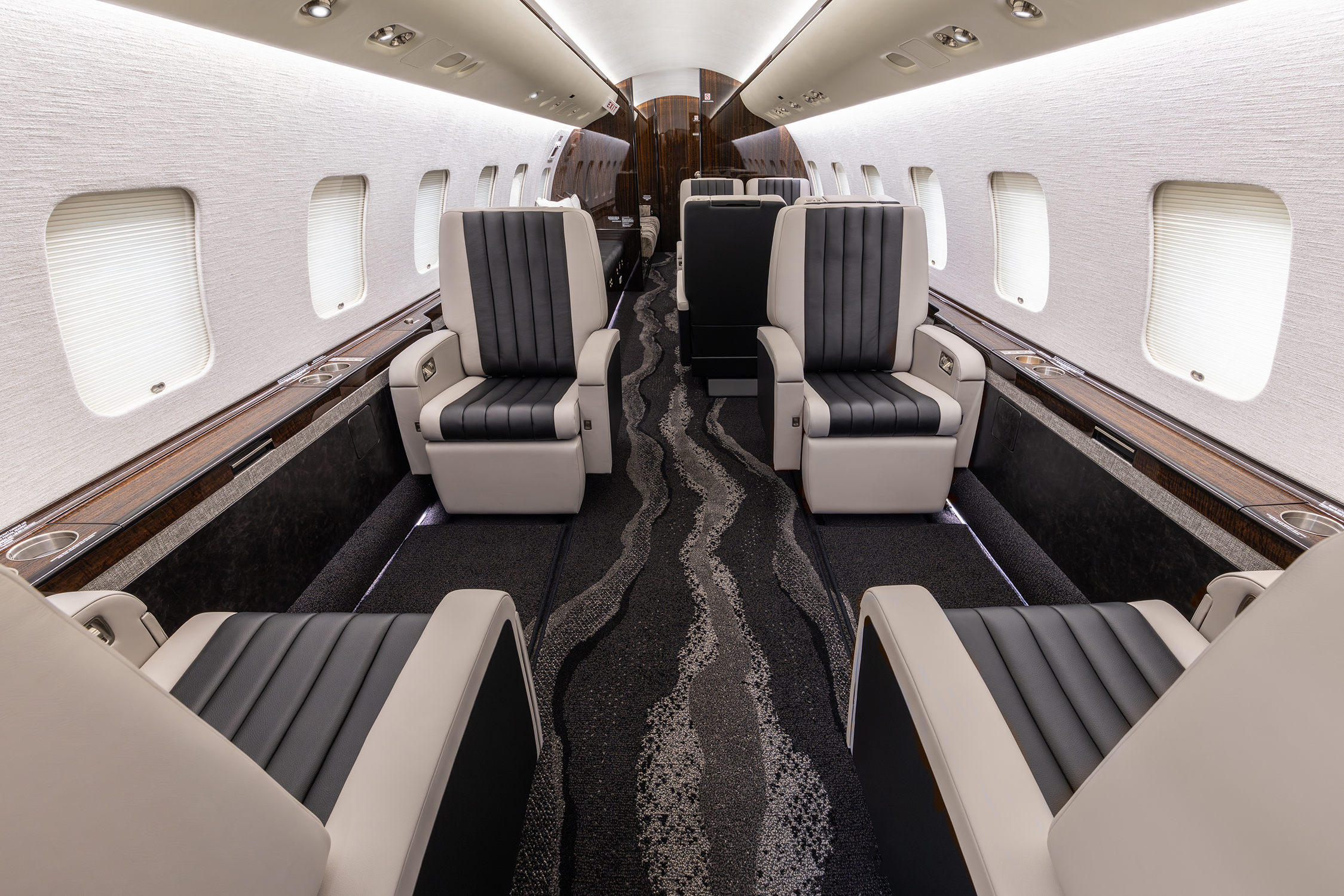 Duncan_Aviation_Refurbishes_Global_Express_-_Interior.jpg